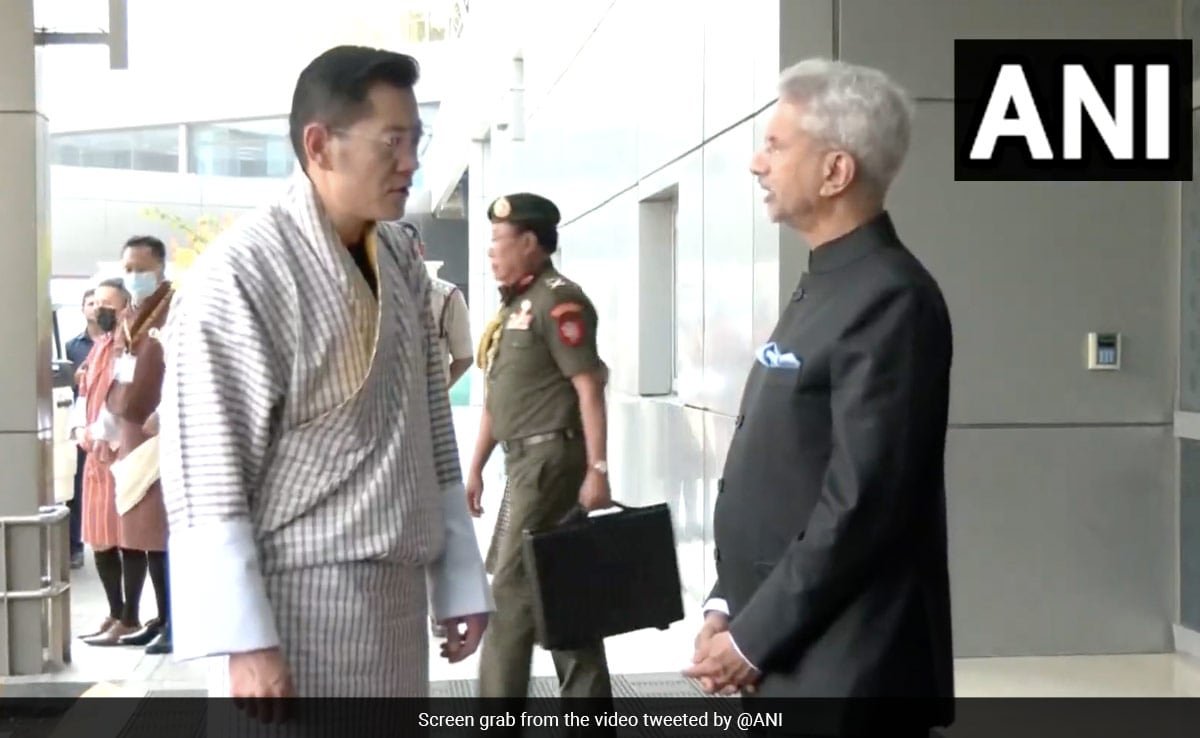 Bhutan King Arrives In India, S Jaishankar Welcomes Him At Delhi Airport